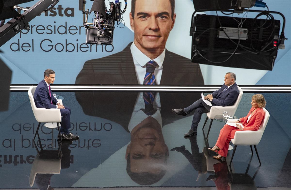 Entrevista al presidente del Gobierno español, Pedro Sánchez en RTVE. Foto de archivo: EFE