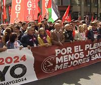 CCOO eta UGT sindikatuek demokraziaren duintasuna aldarrikatu dute Madrilen