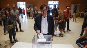 El PSC ganaría las elecciones al Parlament catalán, según el sondeo de TV3