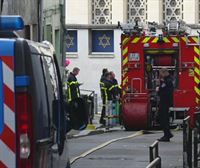La Policía abate a un hombre armado que trataba de prender fuego a una sinagoga en Ruan