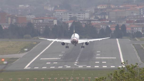 Bilboko Airportua. EITB Mediaren bideo batetik ateratako irudia. Bilboko Airportua. EITB Mediaren bideo batetik ateratako irudia.