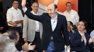 Rubalcaba: ¡Lo suyo es como la canción de Amaral... 'Sin tí no soy nada'!