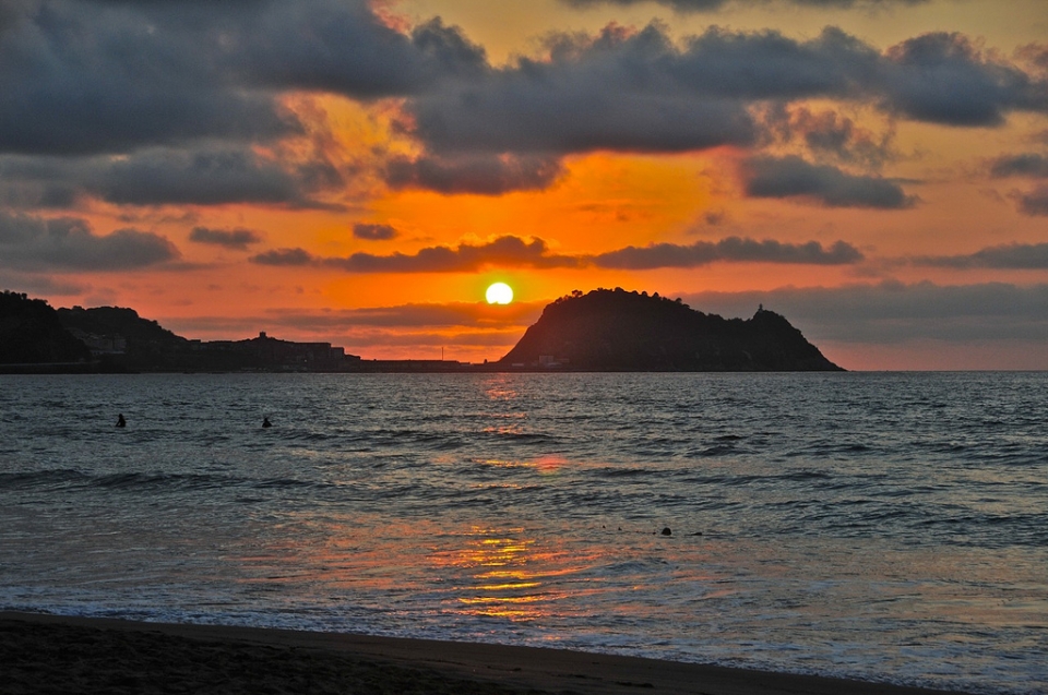 Zarautz. Photo: Lorentxo Portularrume