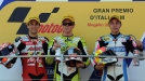 Italiako S.N.:  Terol (irabazlea), Zarco (bigarren) eta Viñales (hirugarren) podiumean. Argazkia: EFE title=
