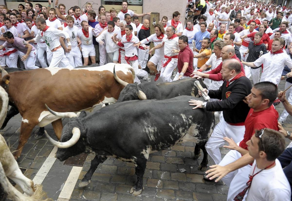 (07-07-2011) Encierro de la ganaderÃ­a gaditana de Torrestrella. Foto: EFE