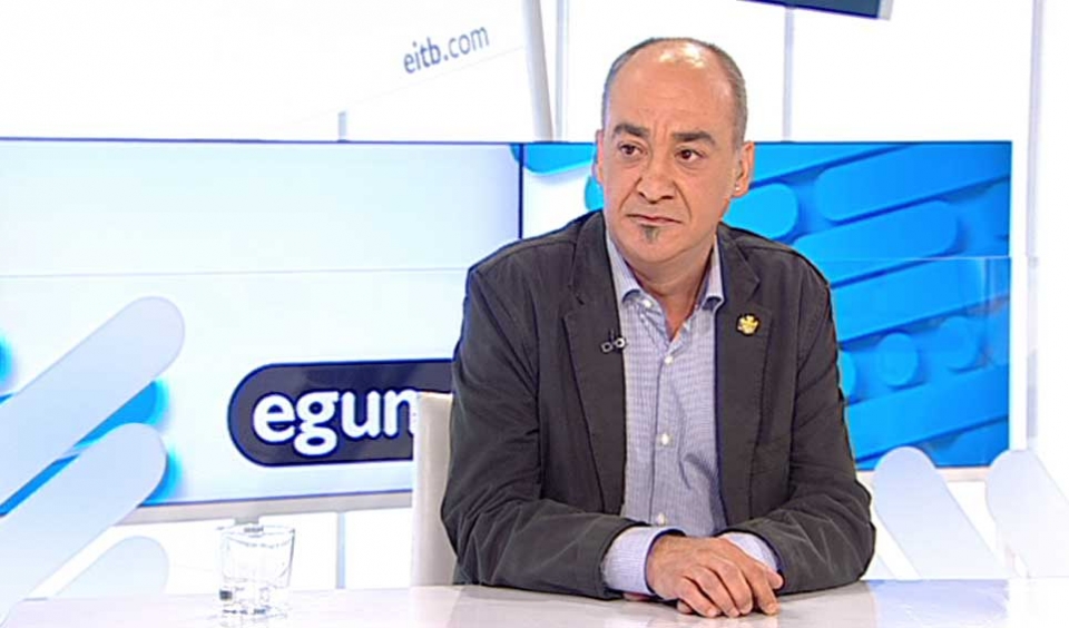 El diputado general de Gipuzkoa, Martin Garitano, durante la entrevista.