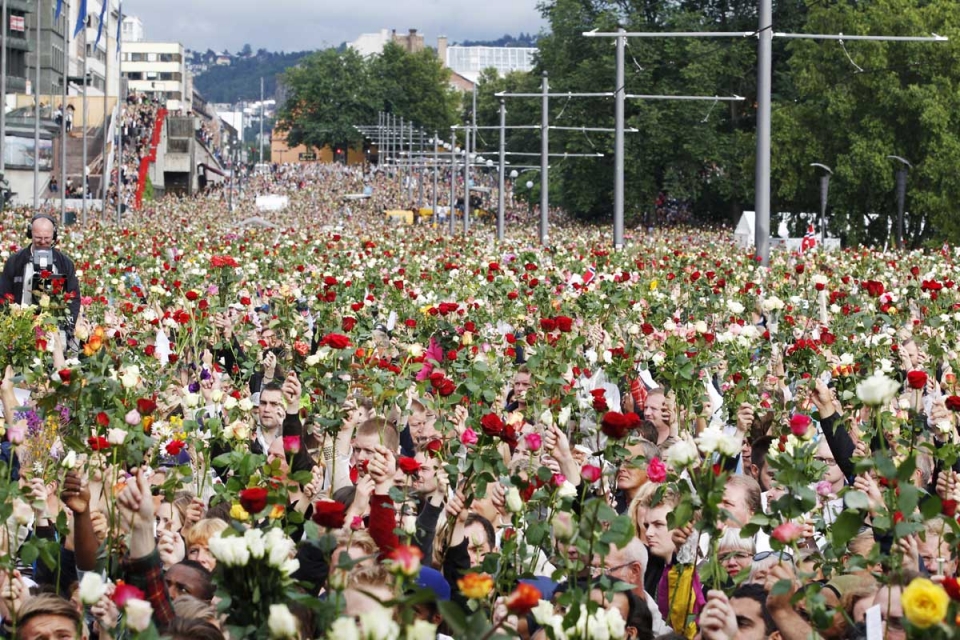 Más de 150.000 personas marchan en Noruega contra la violencia