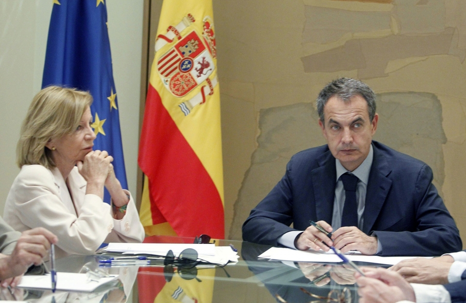 El presidente del Gobierno, José Luis Rodríguez Zapatero y la vicepresidenta, Elena Salgado