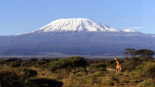 En globo sobre el Kilimanjaro