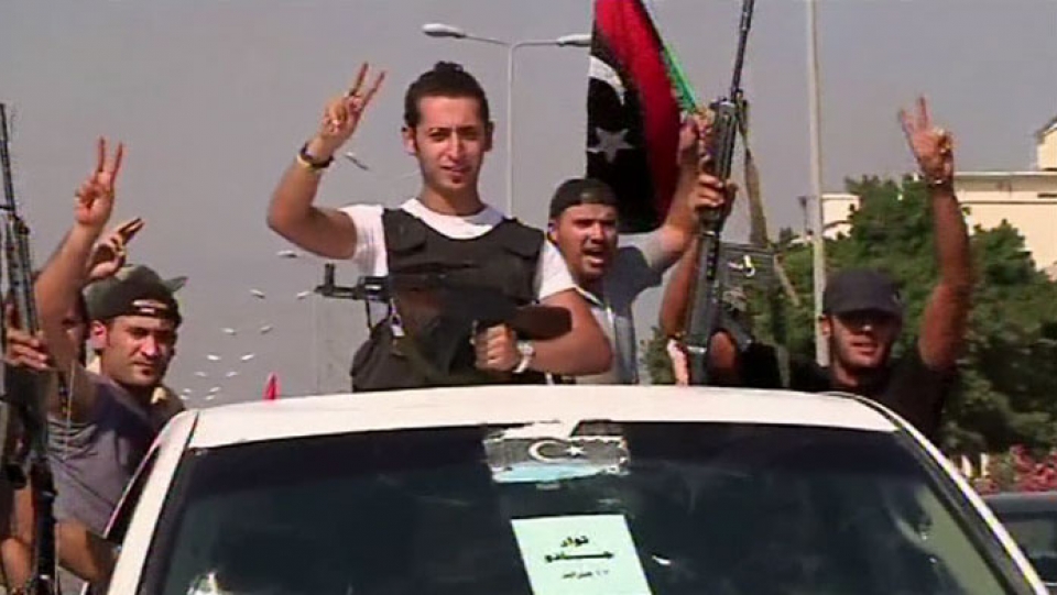 Los rebeldes buscan a Gadafi en Trípoli