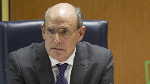 Entrevista a Rafael Bengoa, consejero de Sanidad