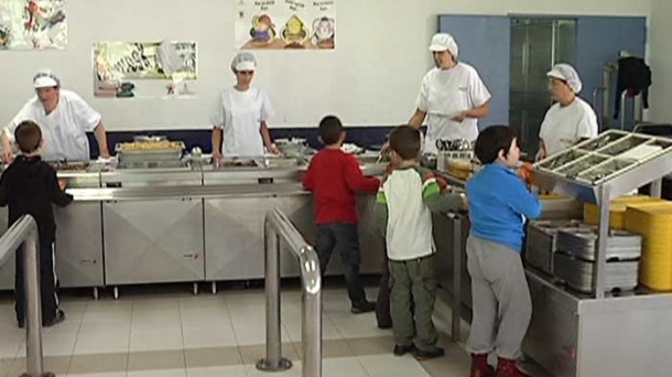 Denon Eskola pide reformas en normas de acceso a comedores escolares