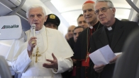 El Papa dice que la pederastia es un 'crimen' y entiende las protestas