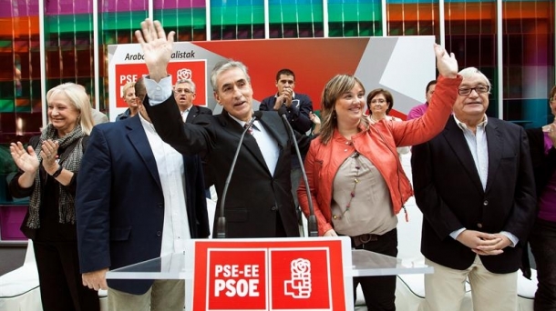 Ramón Jáuregui, en el acto celebrado en Gasteiz. Foto: Efe.