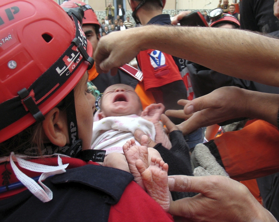 Desperfectos provocados por el terremoto.