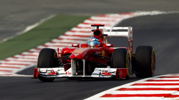 Fernando Alonso en el Gran Premio de la India. Foto: EFE.