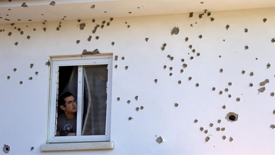 Estado en el que quedó la casa de un ciudadano palestino en el ataque del jueves. Foto: EFE