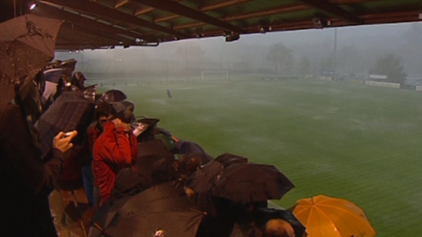 Suspendido el Bilbao Athletic-Alavés por las fuertes lluvias