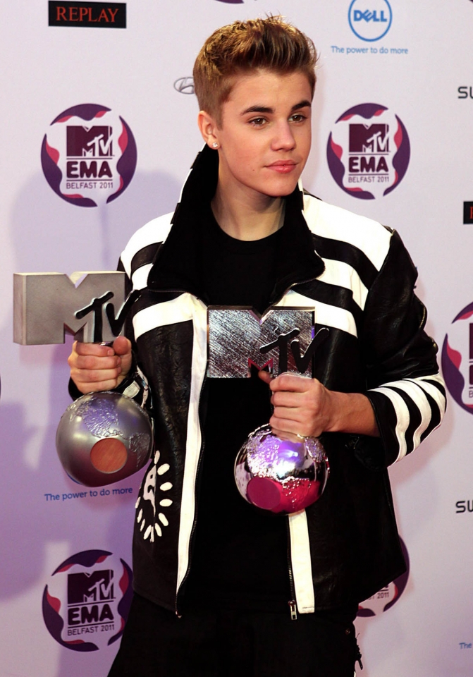 EL cantante Justin Bieber, en los EMA. Foto: EFE