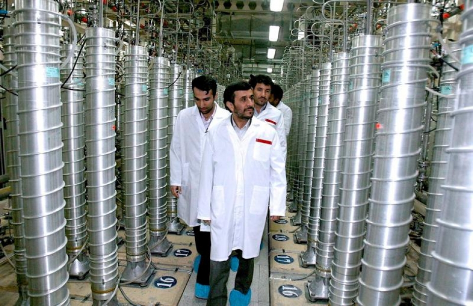 El anterior presidente de la República Islámica de Irán, en instalaciones nucleares. Foto: EFE