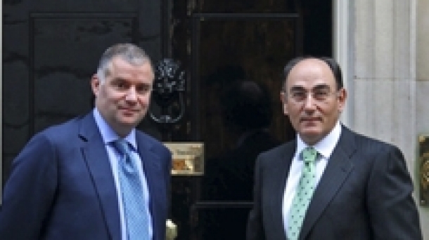 Nick Horler e y el presidente de Iberdrola, Ignacio Galán. Foto: EFE