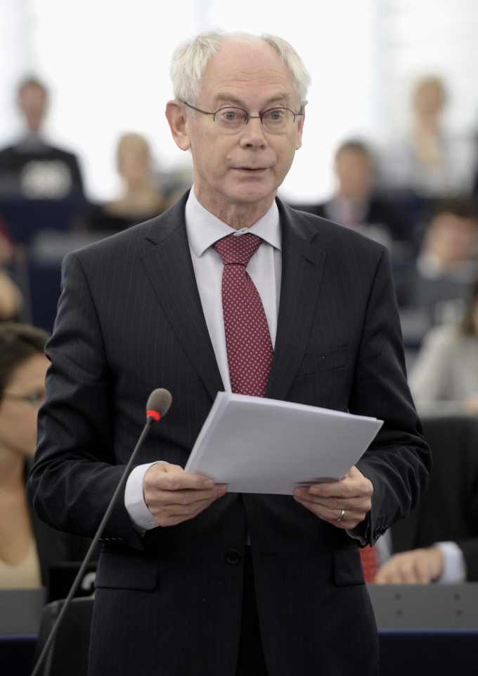 Van Rompuy cree que el régimen sirio usó armas químicas