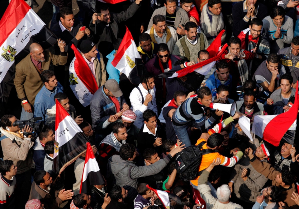 Miles de egipcios protestan contra la Junta Militar. Foto: EFE