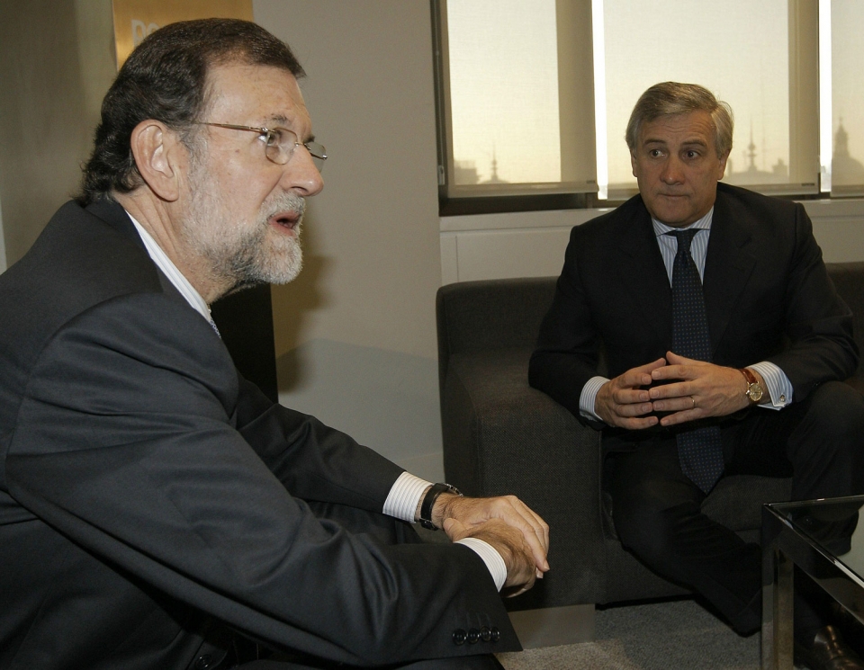 El líder del PP, Mariano Rajoy, y el vicepresidente de la Comisión Europea, Antonio Tajani