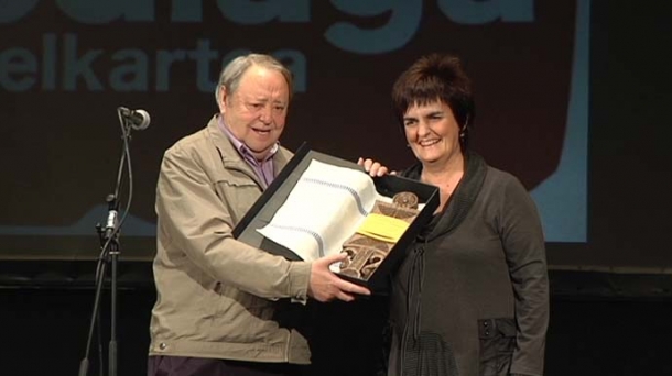 Iñaki Beobide recogió ayer el premio Argizaiola 2011