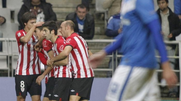 Celebración del gol de De Marcos en el minuto 10. Foto: EFE.