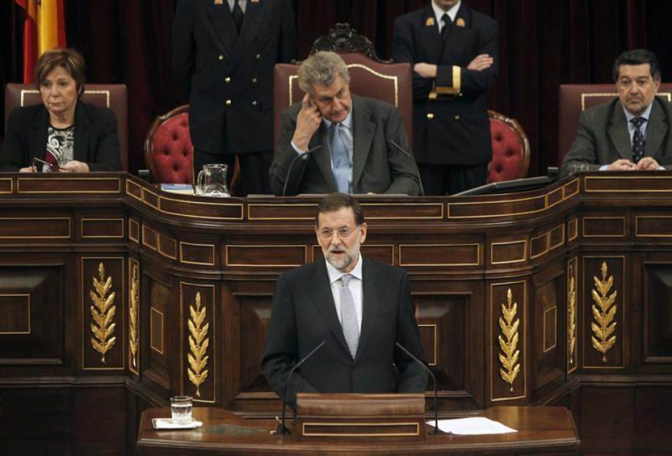 Rajoy presenta 50 nuevas medidas para hacer frente a la crisis