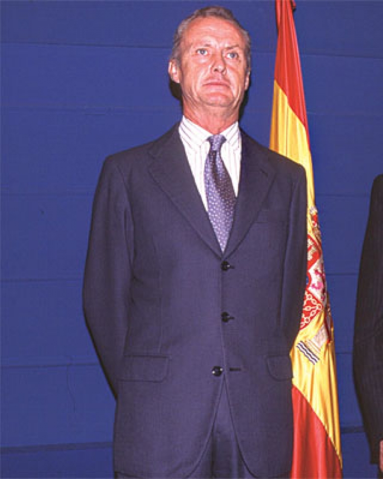 Pedro Morenes, Gobernu berriko ministro euskalduna. 