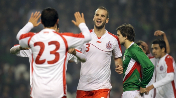 Los jugadores de Túnez en el partido ante la selección de Euskadi. Foto: EFE