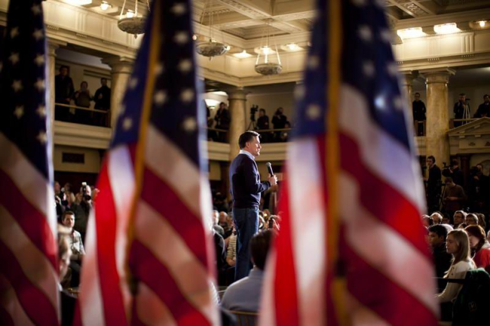 Mitt Romney se impone en la primera cita de las primarias republicanas