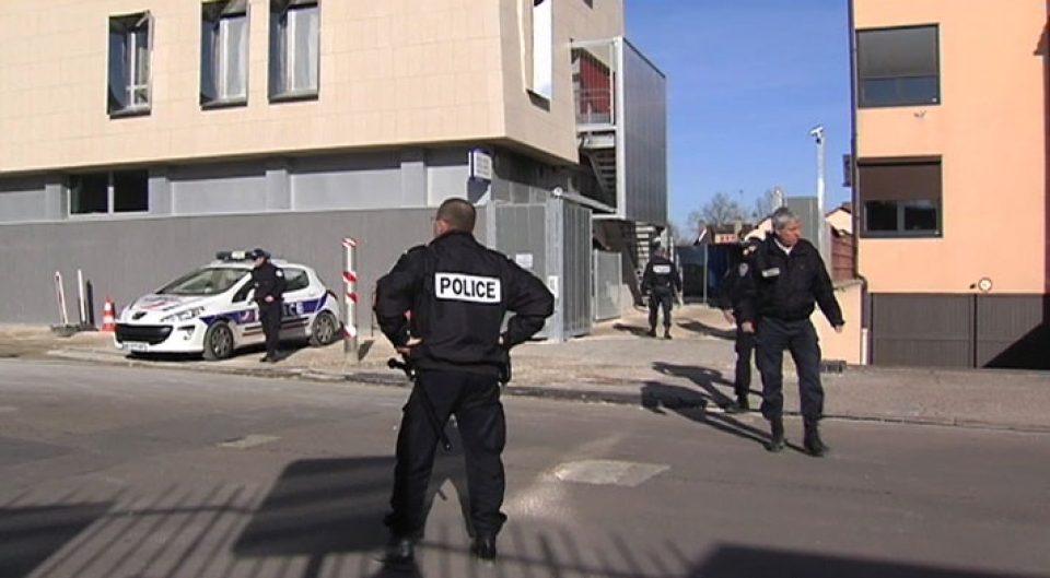 Trasladados a París los tres presuntos etarras detenidos el sábado