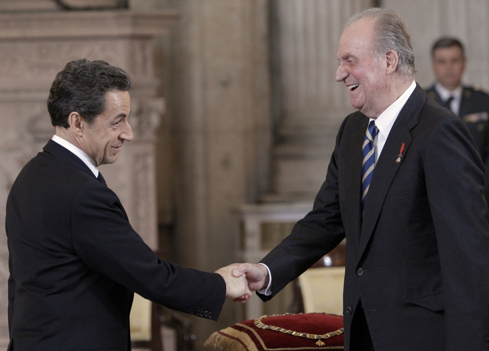 El Rey ha recibido a Sarkozy en el Palacio Real. Foto: Efe