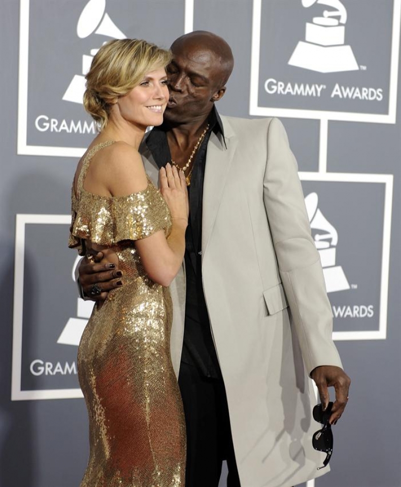 Seal y Heidi Klum, en la alfombra roja de los premios Grammy 2011. Foto: EFE