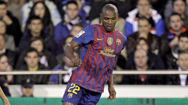 Eric Abidal Bartzelonako atzelaria. Argazkia: EFE