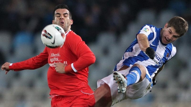 El central de la Real Sociedad Iñigo Martínez. Foto: EFE