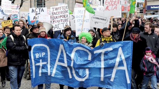 Une manifestation contre ACTA. Photo: EFE