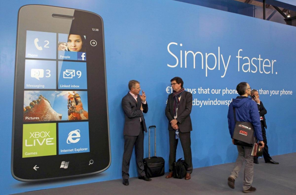 Microsoft presentó Windows 8 a todos los asistentes al MWC. Foto: EFE