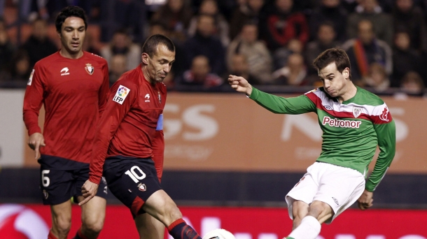 Íñigo Pérez en el partido disputado en el Reyno de Navarra: Foto: EFE