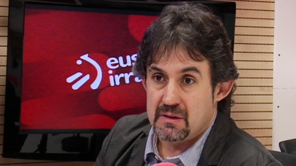 Pello Urizar Euskadi Irratiko 'Albiste Faktoria'n
