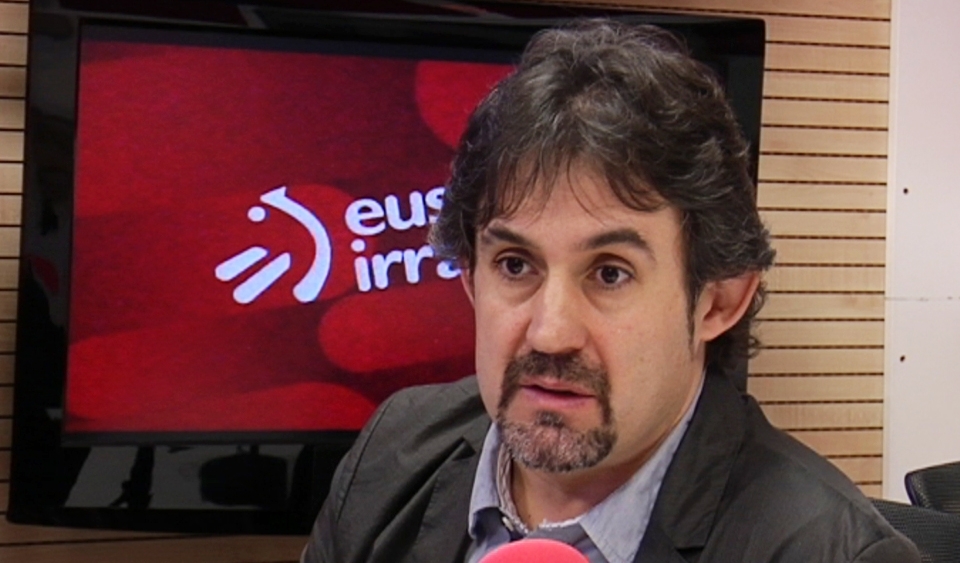 El secretario general de EA, Pello Urizar, en el programa "Faktoria" de Euskadi Irratia. EITB