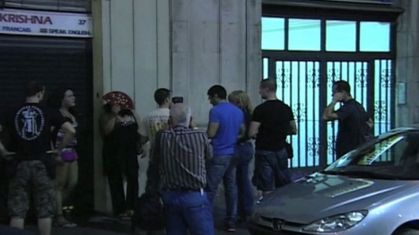 'Isunen bidez prostitutak kaletik bota nahi dituzte'