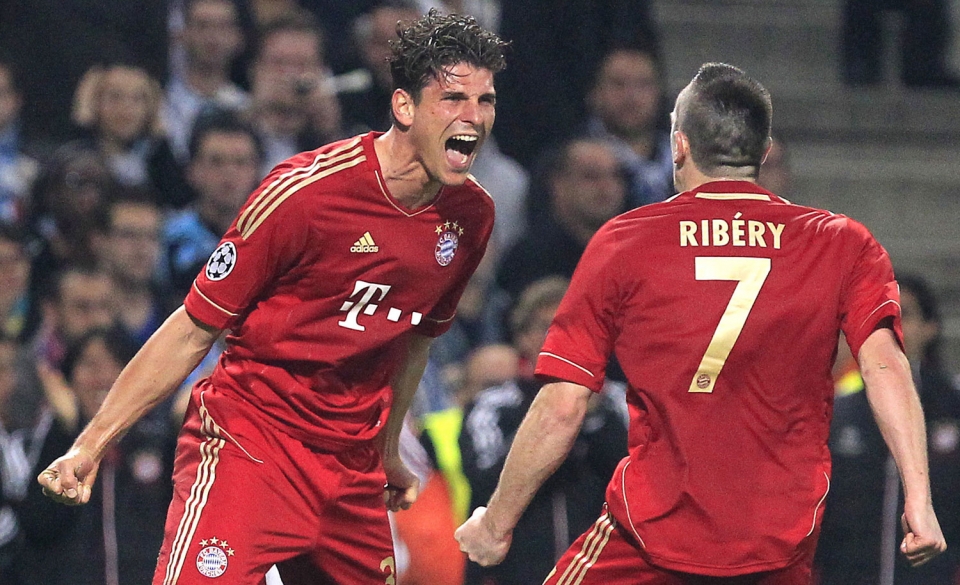 Final laurdenak (joanekoa): O. Marseilla-Bayern Munich. Argazkia: EFE