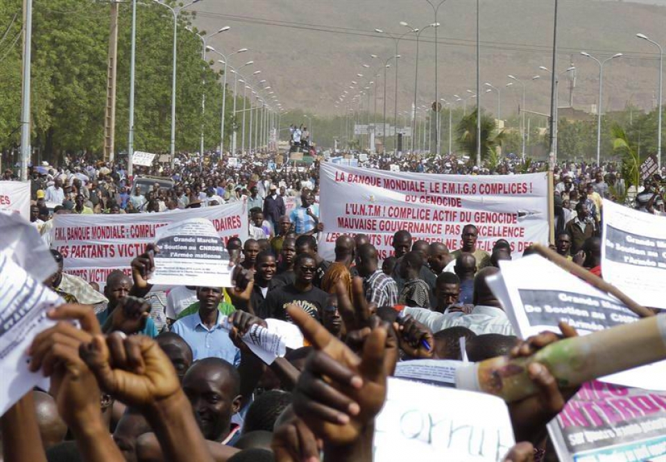 Manifestación a favor de los golpistas en Bamako, la capital de Malí.