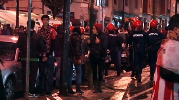 Incidentes tras el partido del Athletic y el Schalke 04. EITB