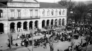 Comerciantes y ciudadanos un lunes de mercado antes del bombardeo. Foto: Museo de la Paz de Gernika title=