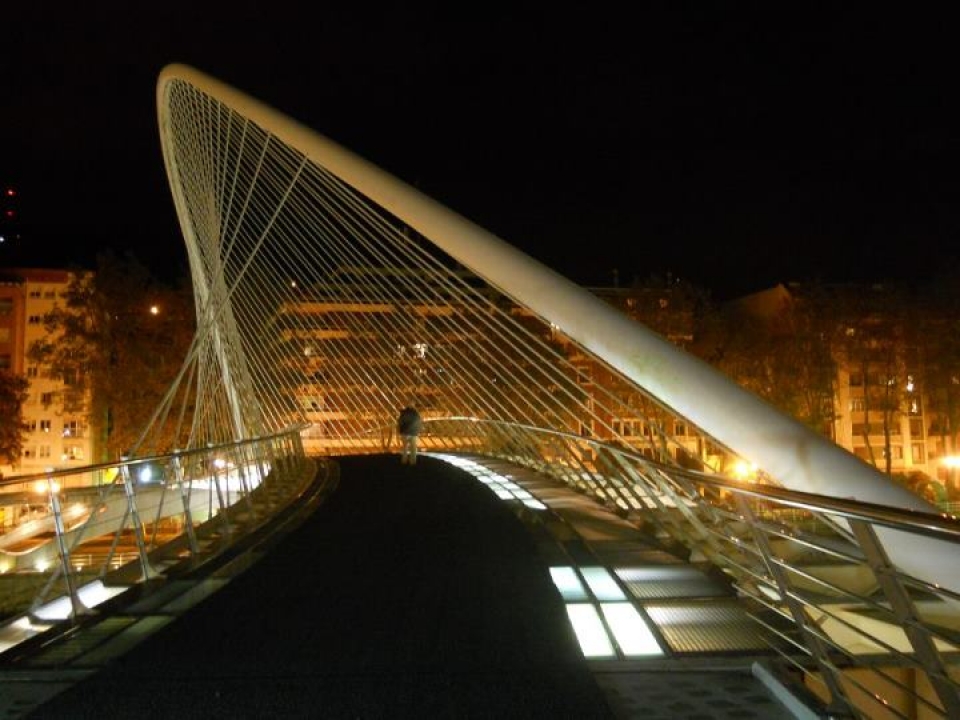 Calatrava zubia. Andrea Carbone